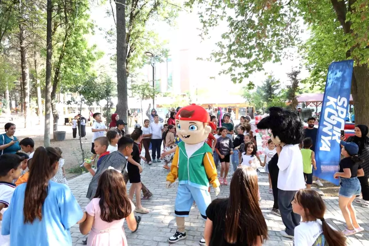 Konya\'da İlçe Şenlikleri Yaz Coşkusunu Artırıyor