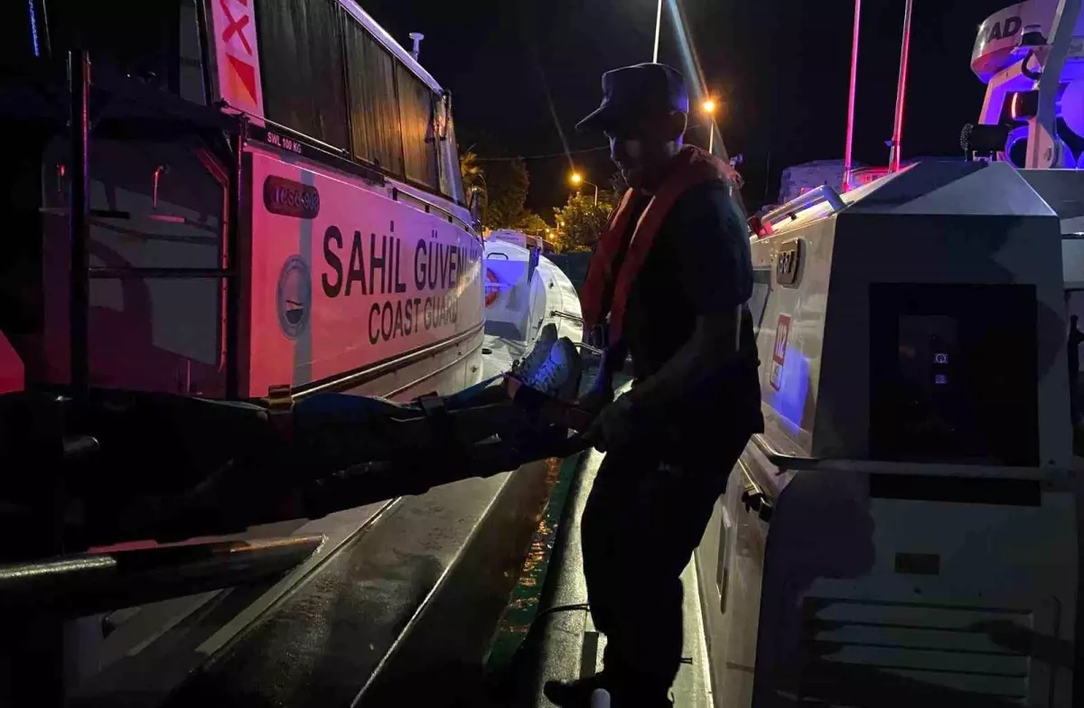 Bozcaada\'da Trafik Kazası: Yaralı Tıbbi Tahliye Edildi