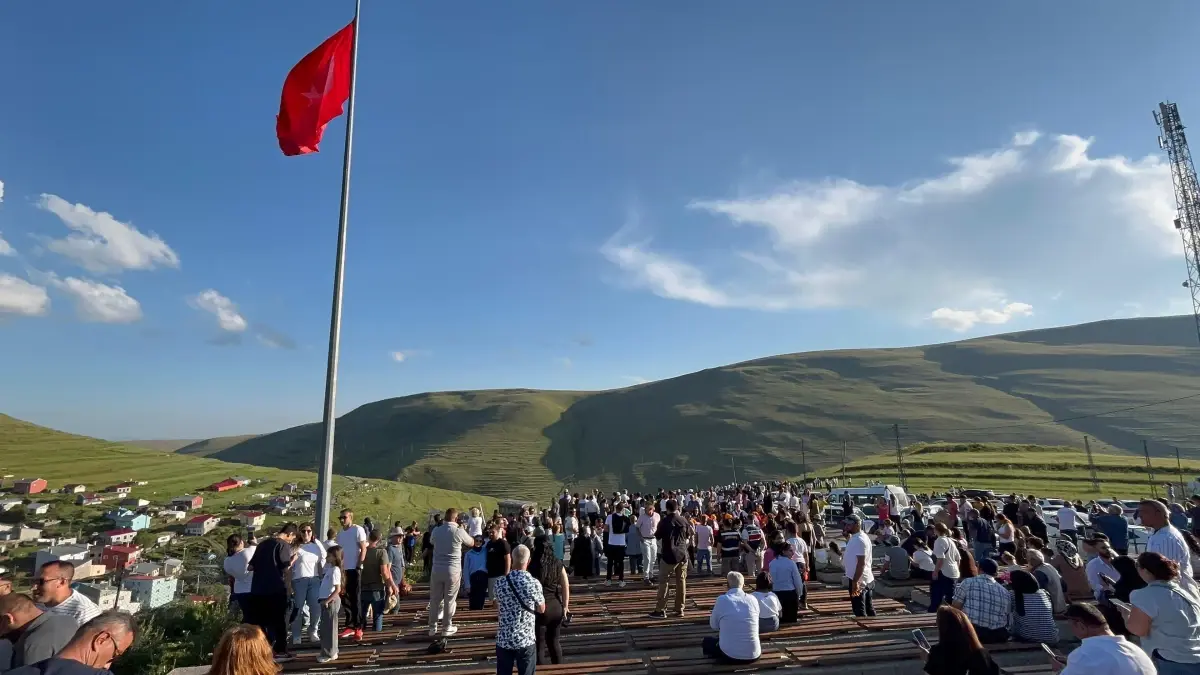 Atatürk Silüeti Damal\'da Belirdi