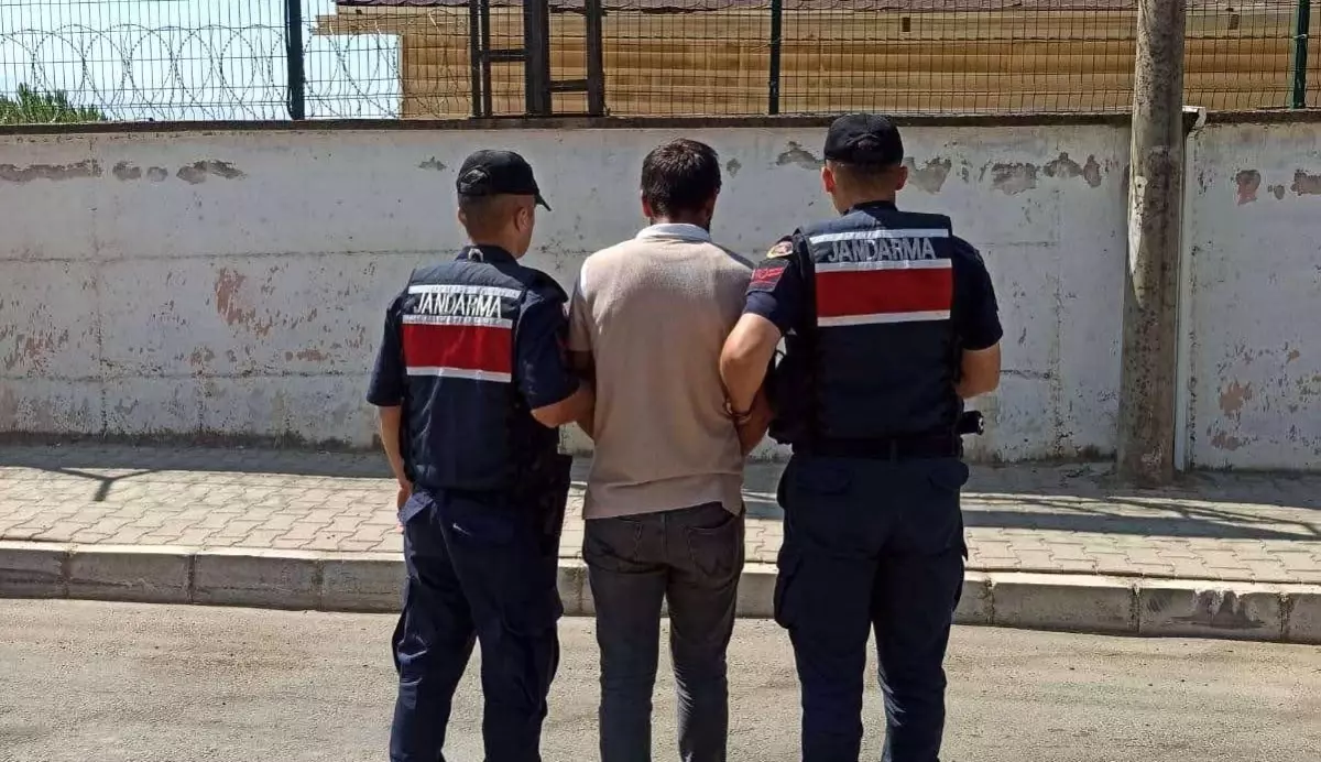 Hapis Cezalı Şahıs Jandarma Tarafından Yakalandı