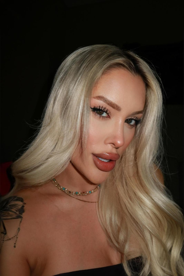 Sosyal Medya Fenomeni Cansu Tekin, Kozmetik Markası 'Aurisse' ile Sektöre Giriyor!