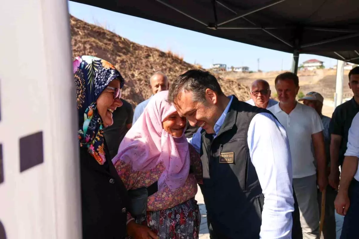 Vali Sözer, Kaşıkçı Mahallesi\'ni Ziyaret Etti