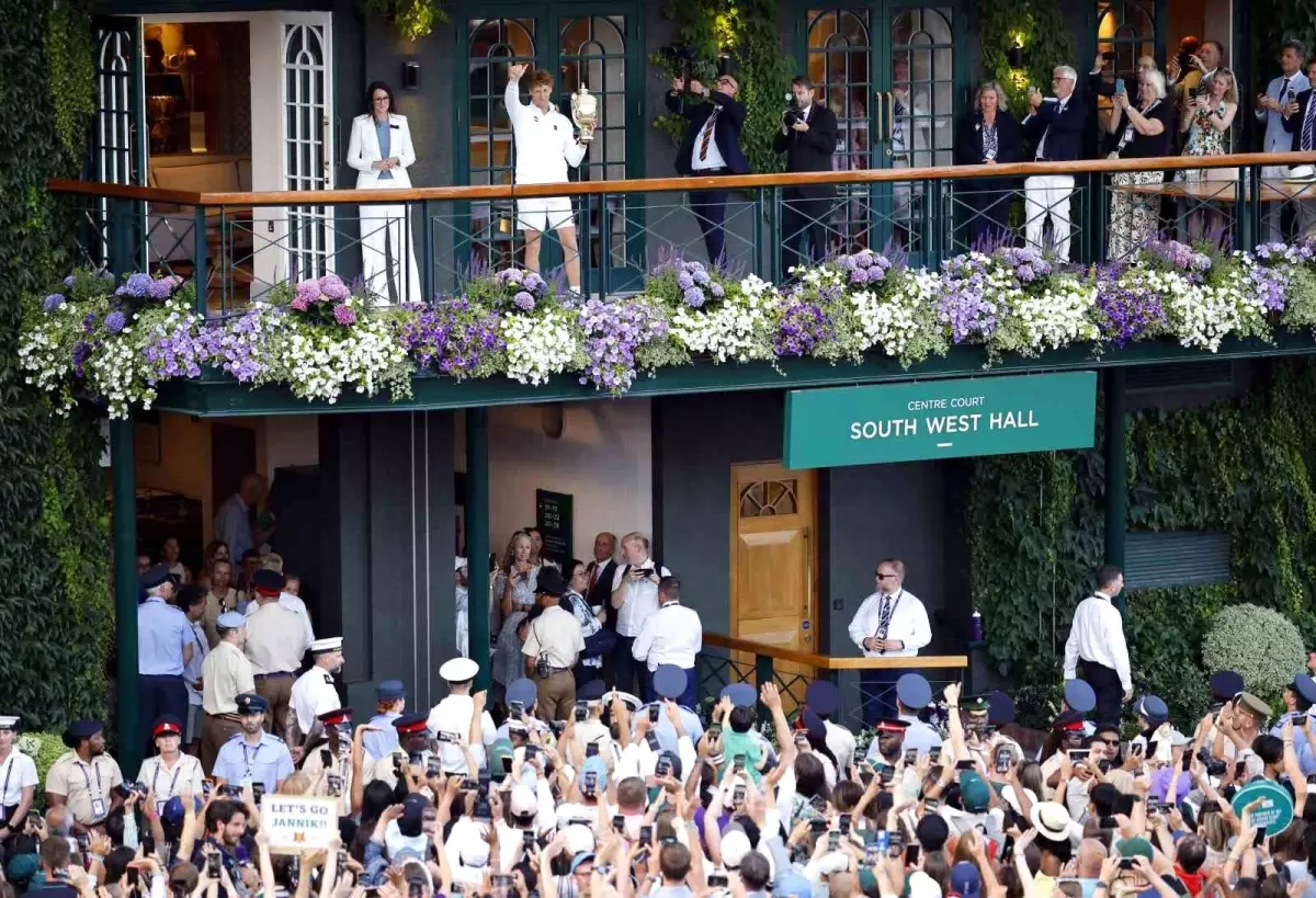 Wimbledon\'da Sinner Tarih Yazdı