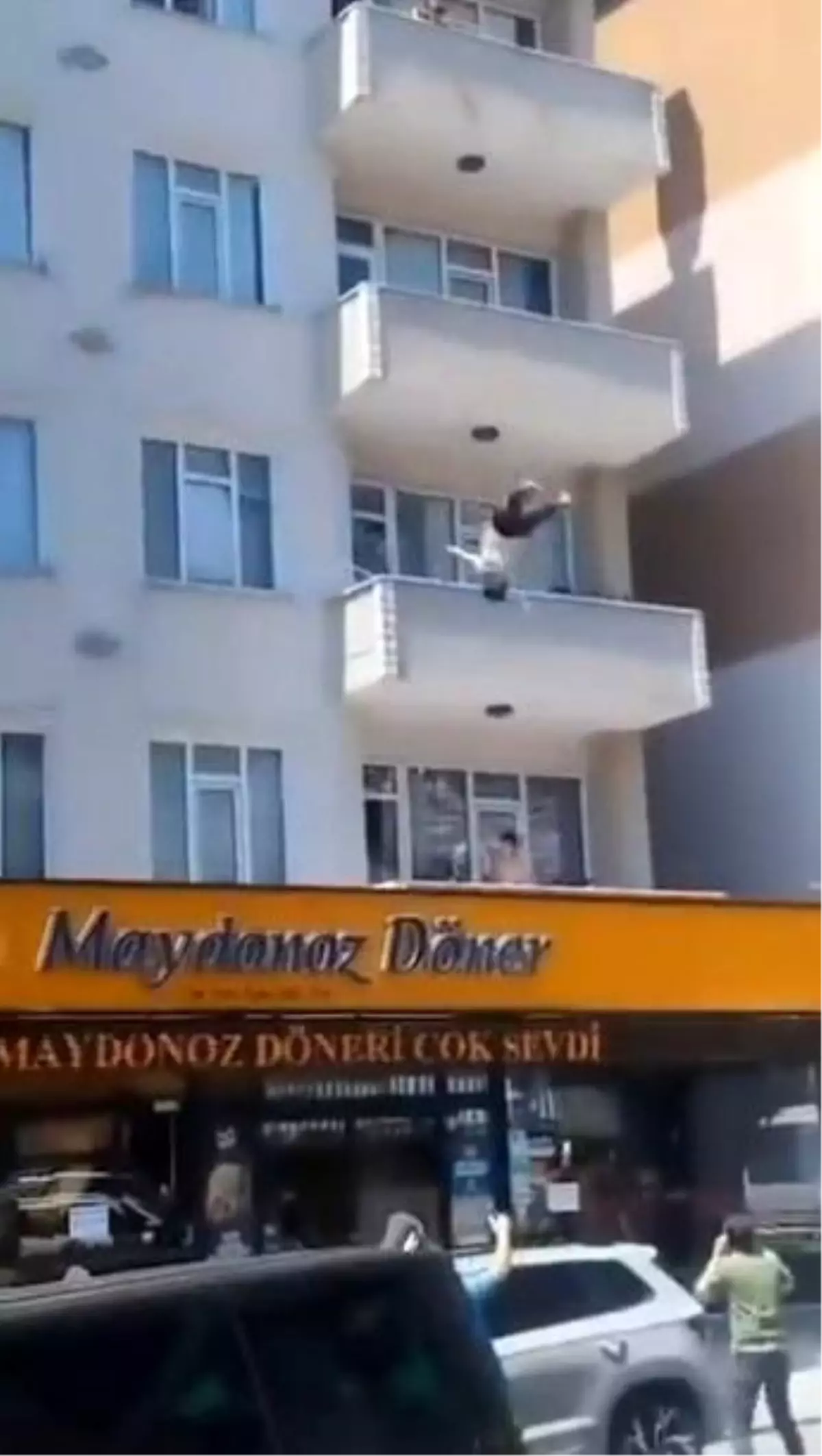 Kocaeli\'de İntihar Girişimi