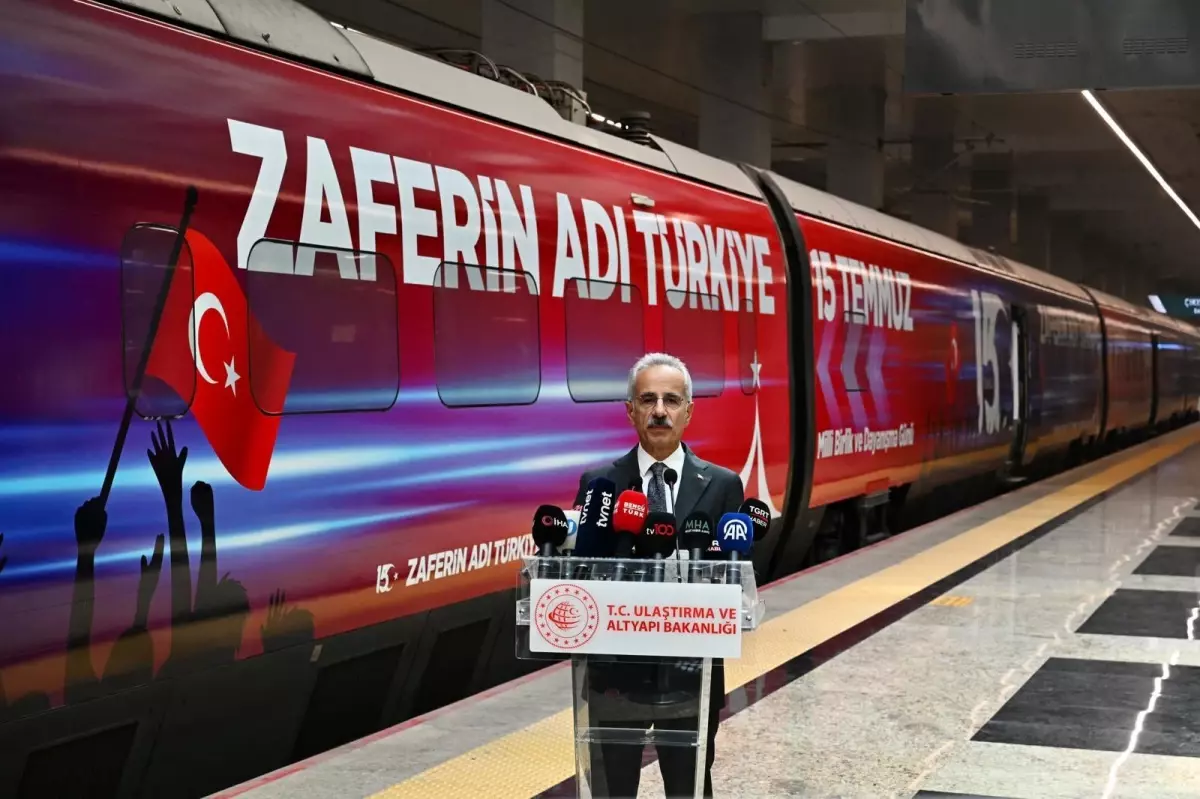 Ulaştırma Bakanı Uraloğlu: \'TÜRKSAT, Ülkemizin Teknolojik Bağımsızlığının Sembolü Haline Geldi\'