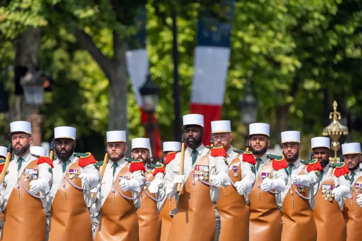 Bastille Günü Paris\'te Kutlandı