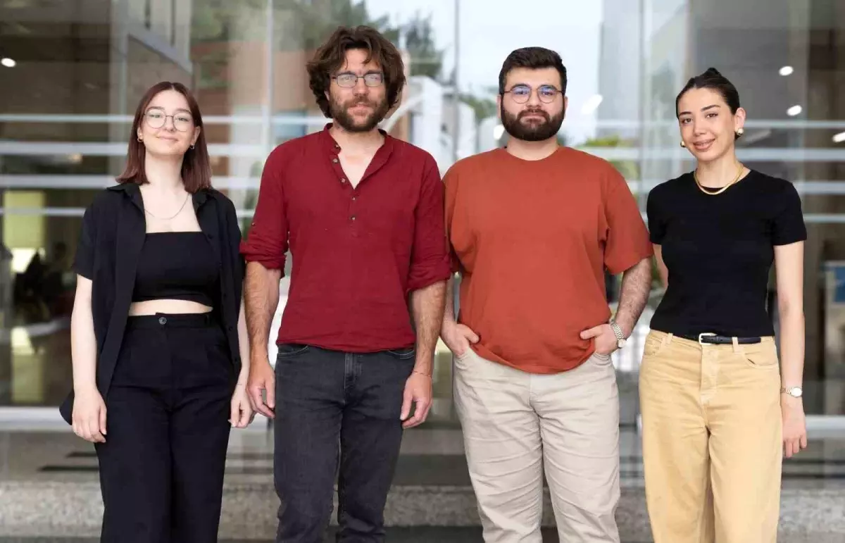 İzmirli Mimarlar Fransa\'da Yarıştı