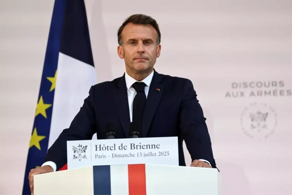 Macron\'dan Savunma Bütçesine 6,5 Milyar Euro Artış