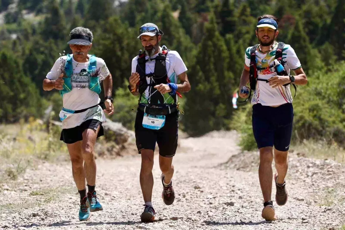 Aladağlar Epic Trail Koşusu\'nda Sporcular Zorlu Parkurlarda Yarıştı