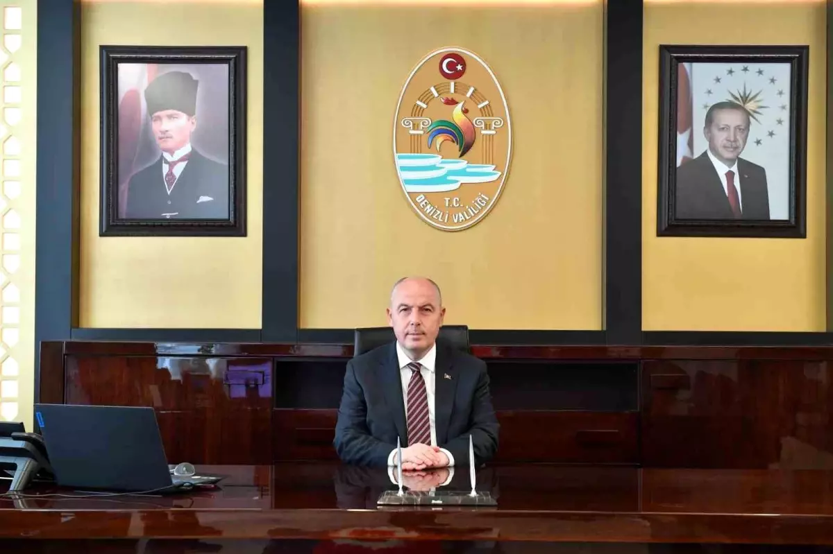 Vali Coşkun; "15 Temmuz, milletin kahramanlığıyla kazanılmış şanlı bir demokrasi zaferidir"