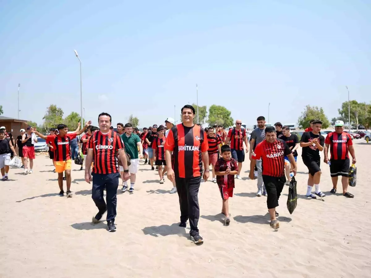 Yılmaz\'dan Gaziantep FK taraftarlarına vefa dolu jest