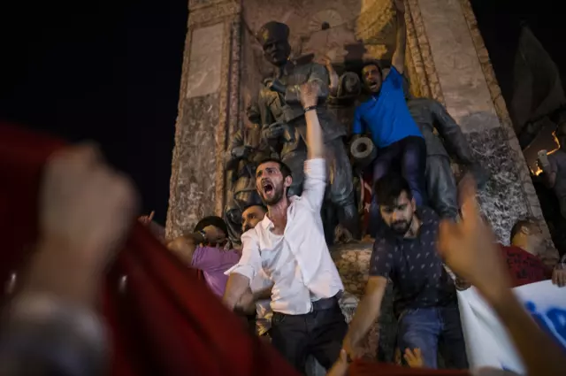 15 Temmuz'da İstanbul'da neler yaşandı?