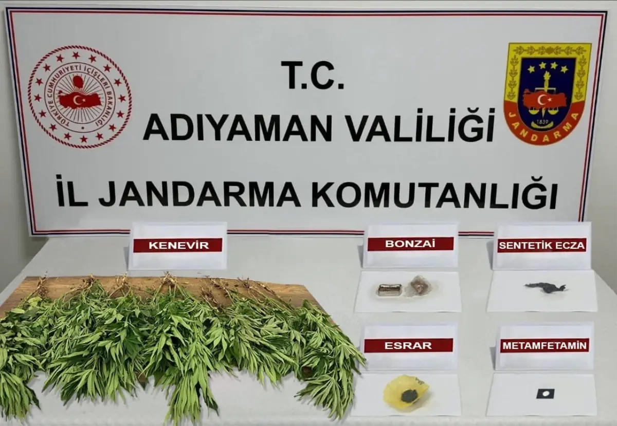 Adıyaman\'da Uyuşturucu Operasyonu: 15 Gözaltı
