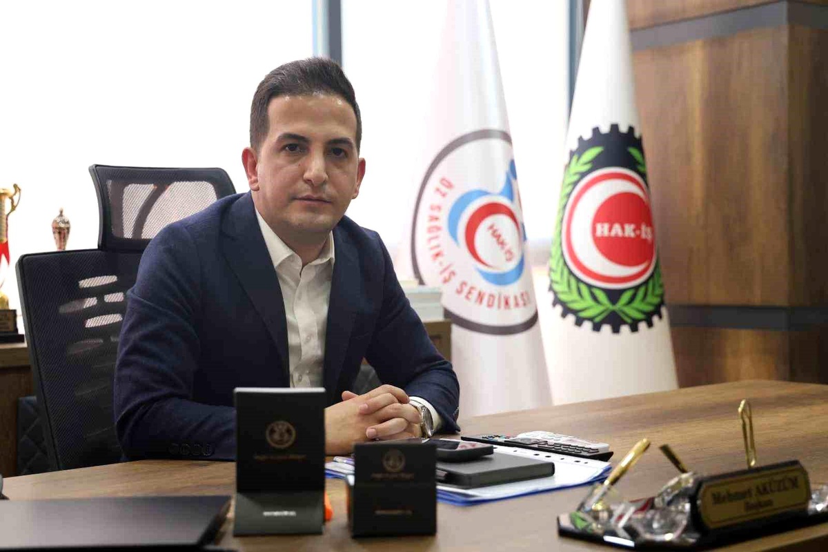 Aküzüm: "15 Temmuz\'u unutmadık, unutmayacağız, unutturmayacağız"