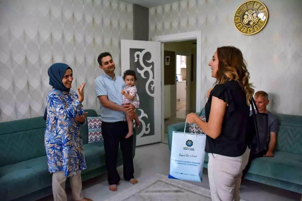 Diyarbakır\'da İşitme Engellilere Titreşimli Dijital Bebek Telsizi Desteği