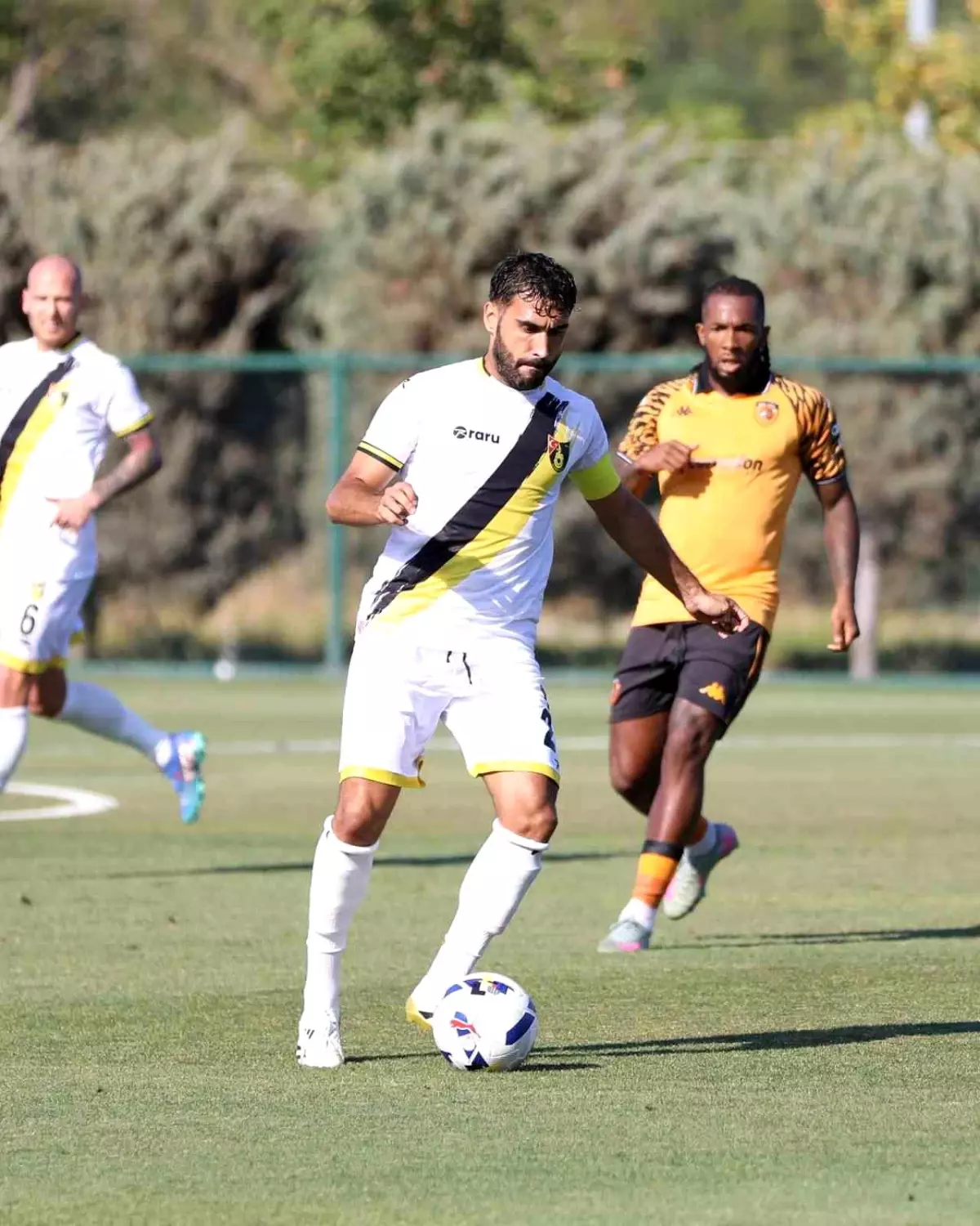 Hull City, İstanbulspor\'u 2-1 Yendi