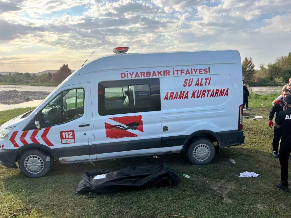 Diyarbakır\'da Boğulma Tehlikesi Üzerine Genç Kayboldu