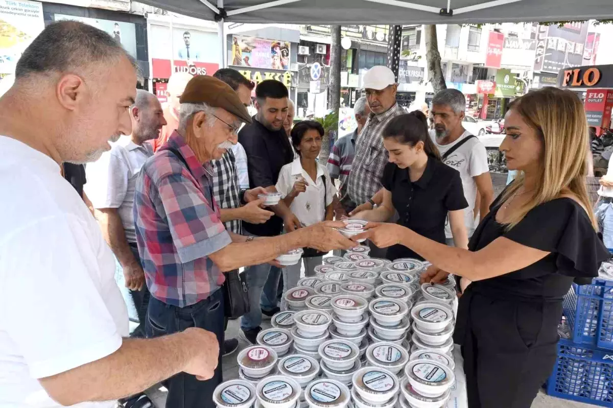 Mersin\'de Aşure İkramı ile Birlik ve Beraberlik Vurgusu