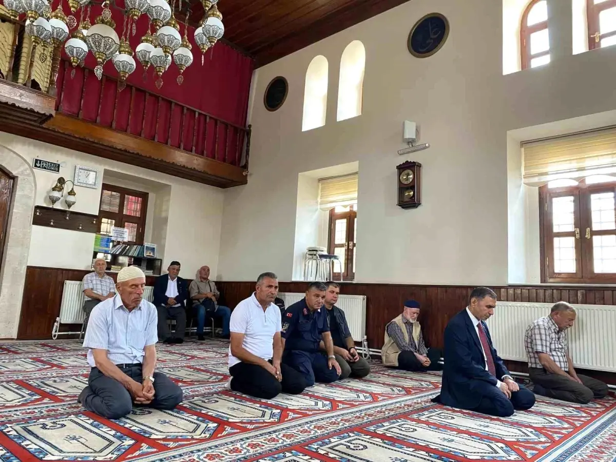 Pazaryeri\'nde 15 Temmuz şehitleri için mevlit programı düzenlendi
