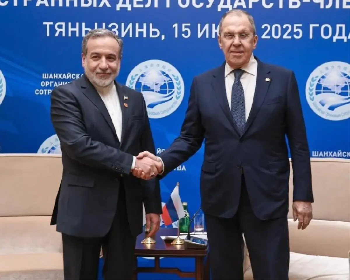 Lavrov ve Arakçi Çin\'de Görüştü