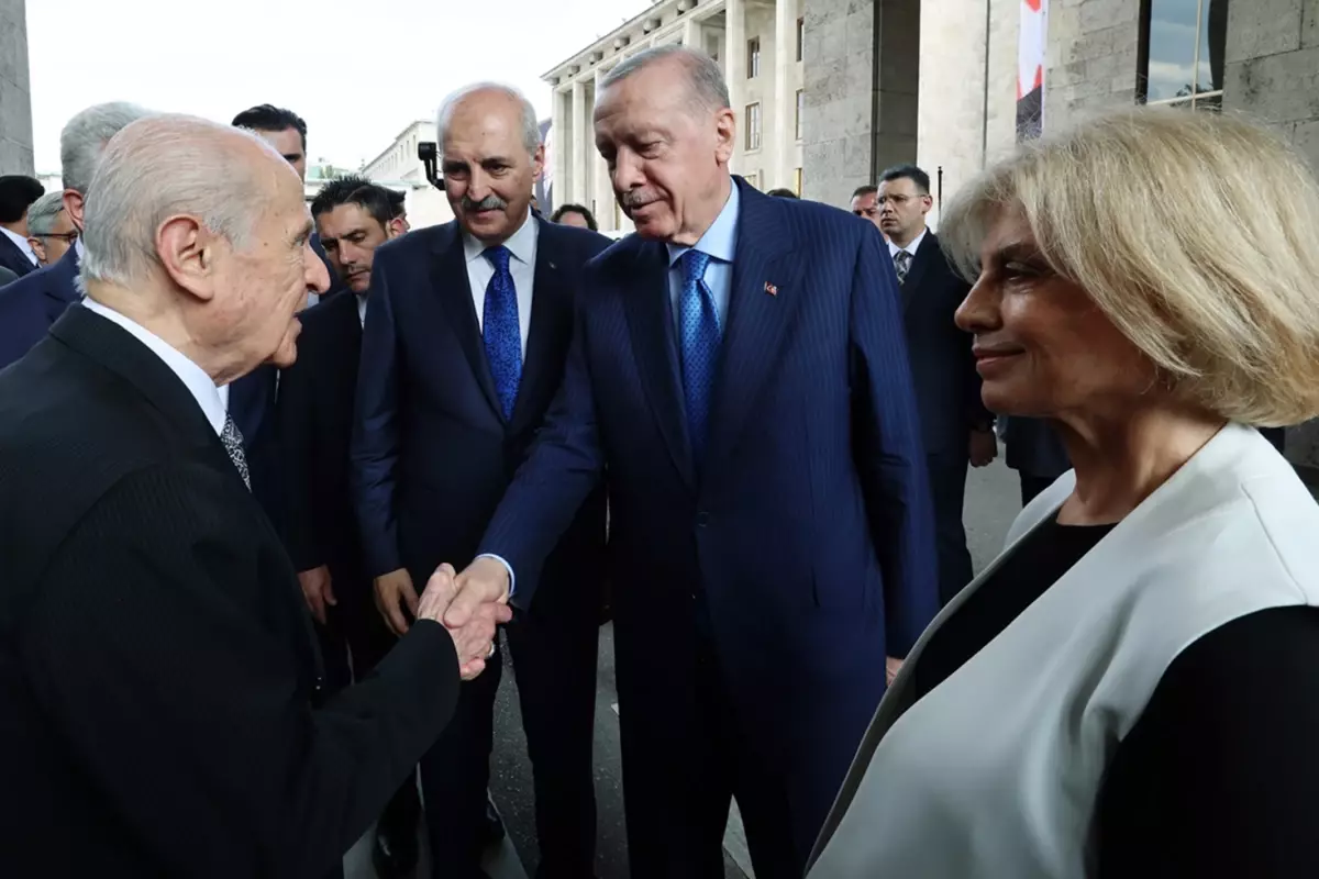 TBMM\'deki 15 Temmuz anma programına Tansu Çiller de katıldı