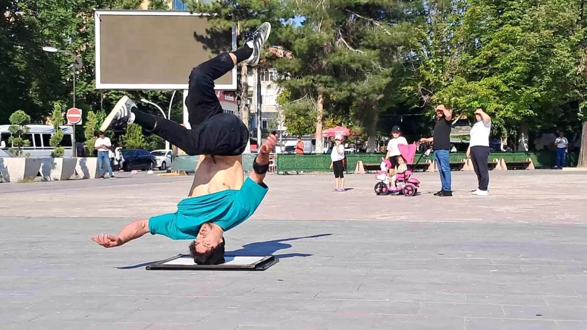 Özkan Yağmur\'un \'Headspin\' Hedefi