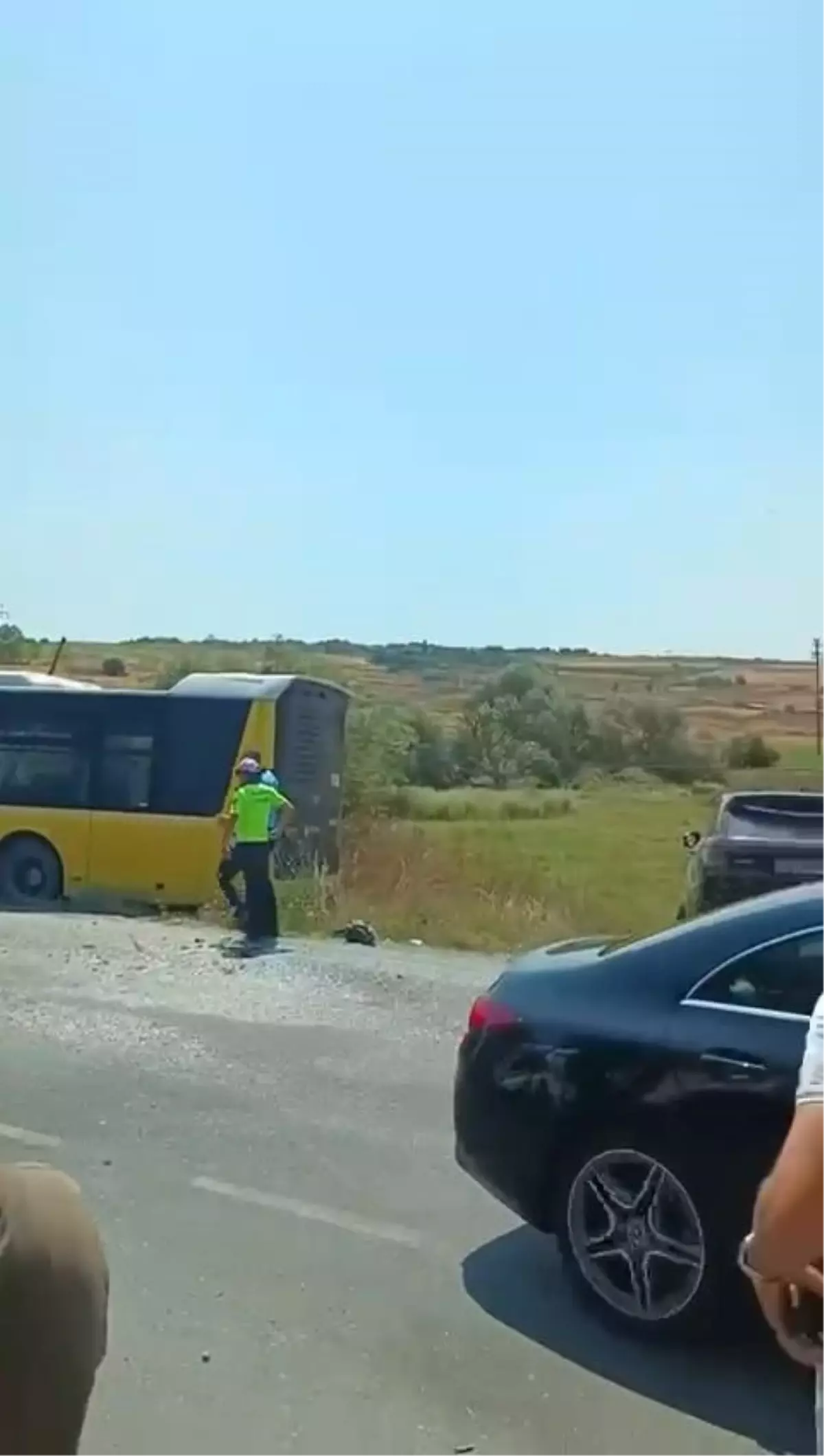 Arnavutköy\'de Kaza: 65 Yaşındaki Sürücü Hayatını Kaybetti