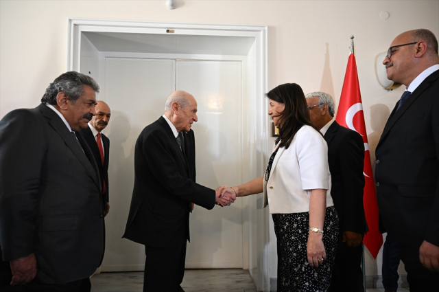 DEM Parti heyeti, MHP lideri ile görüştü: Bahçeli'nin sürece yönelik olumlu görüşlerini dinledik