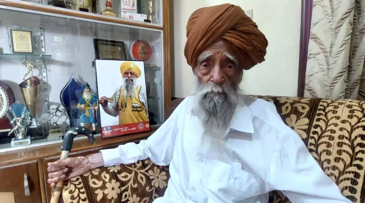 114 Yaşındaki Maratoncu Fauja Singh Hayatını Kaybetti