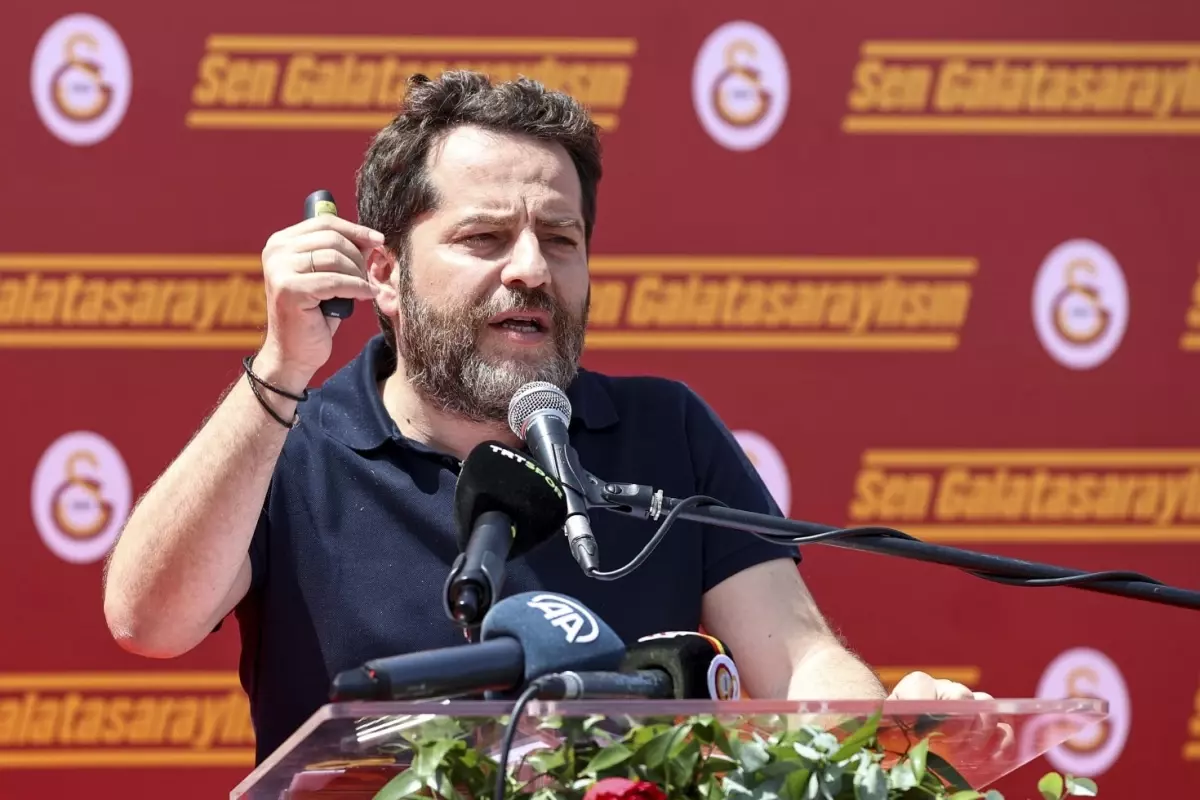 Erden Timur Galatasaray\'a mı dönüyor? Canlı yayında cevap verdi