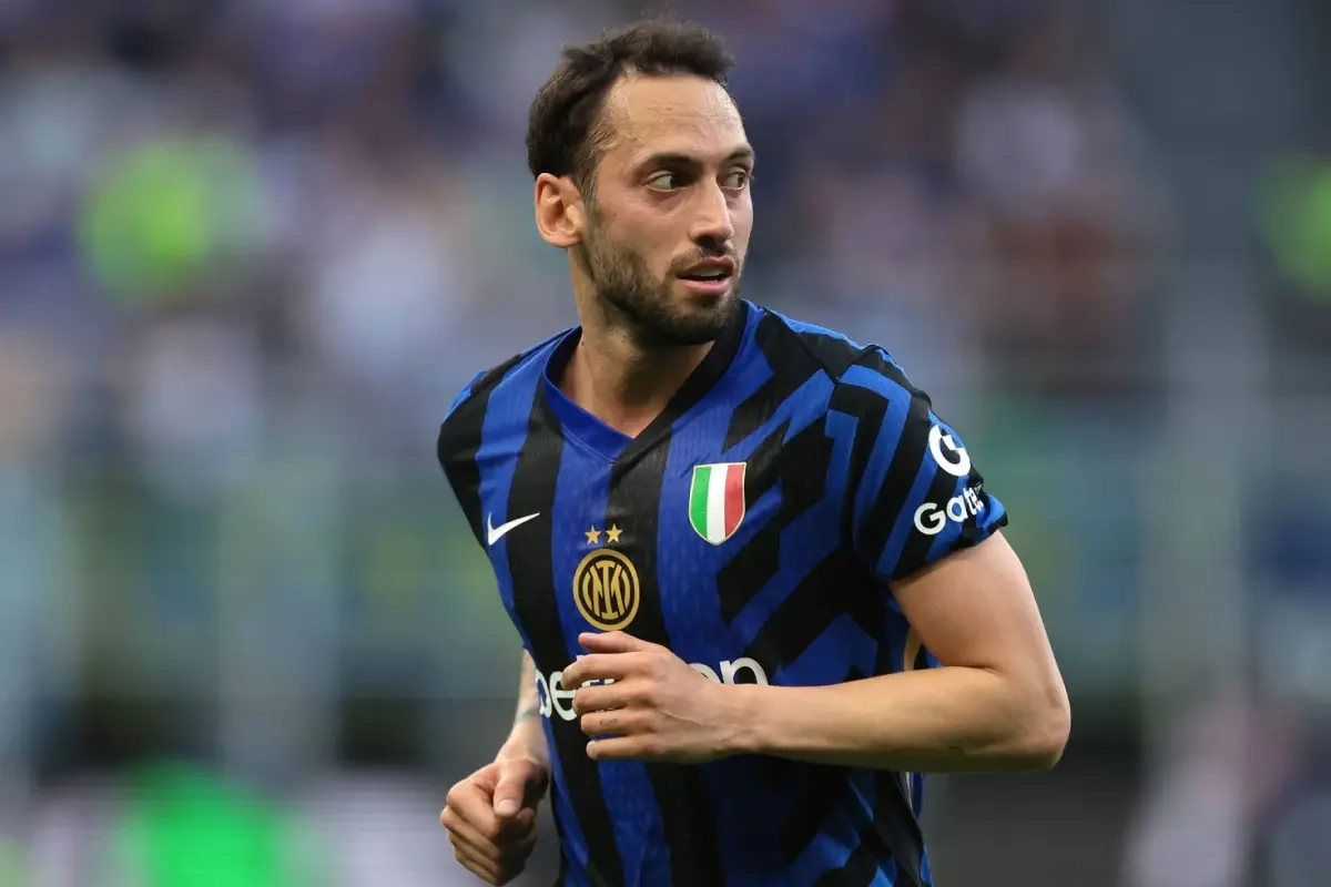 Galatasaray\'da Hakan Çalhanoğlu transferinin olmama sebebi Osimhen