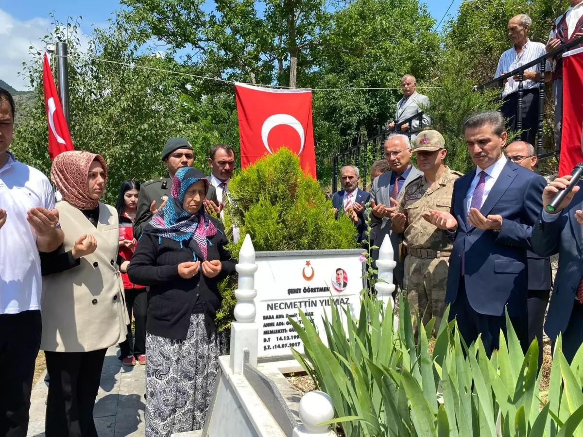 Gümüşhane\'de Şehit Öğretmen Necmettin Yılmaz Anıldı