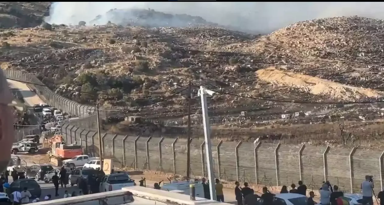 Netanyahu\'nun çağrısına rağmen yüzlerce Dürzi Suriye sınırını geçmeye başladı