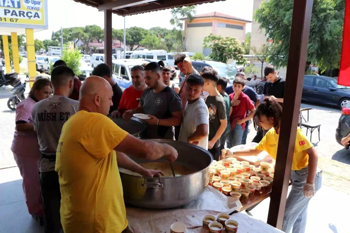 Söke\'de Geleneksel Aşure ve Tavuklu Pilav Etkinliği Gerçekleşti