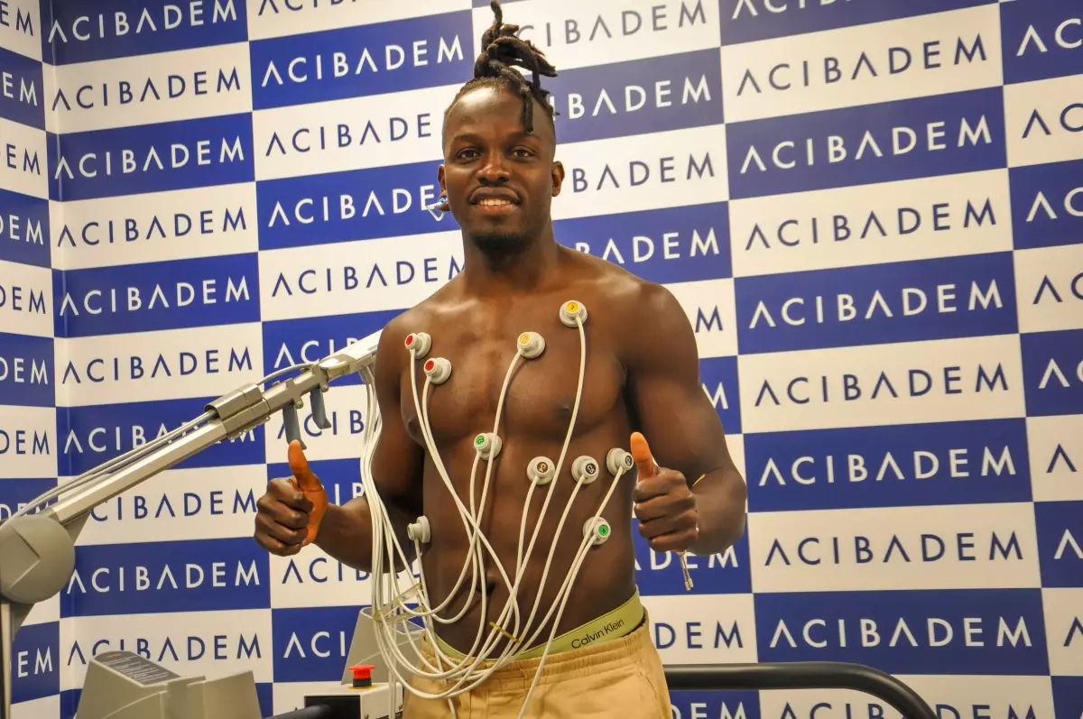 Ali Sowe, Çaykur Rizespor ile 3 Yılık Anlaşma Sağladı