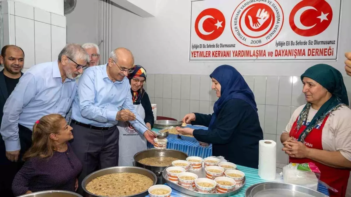Malatya\'da 6 Bin Kişiye Aşure İkramı: Birlik ve Dayanışma Mesajı