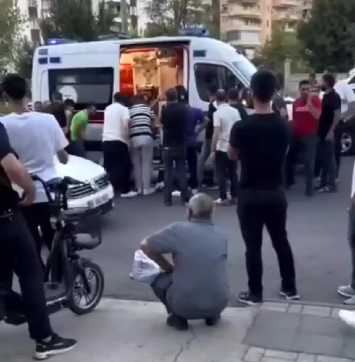 Diyarbakır\'da Akraba Kavgası: 2 Ölü
