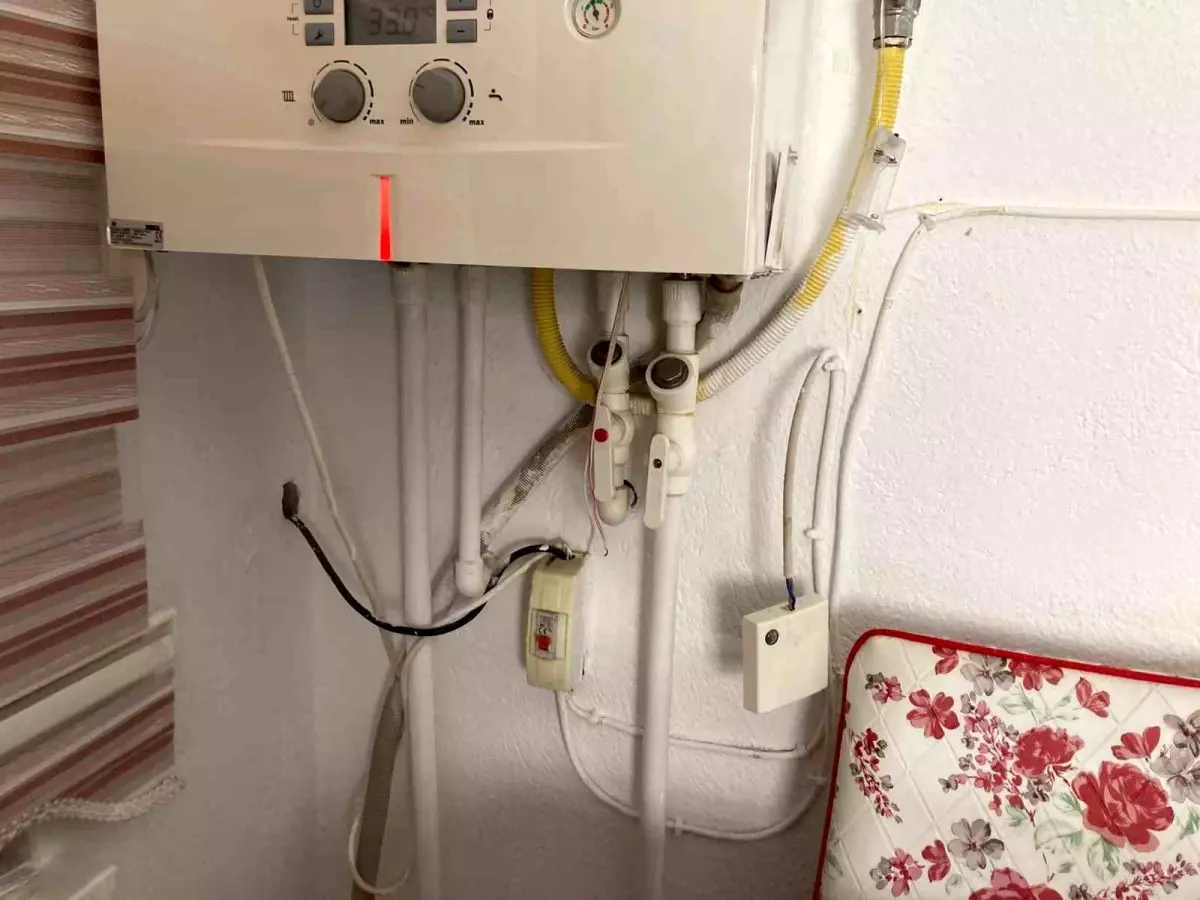 Mutfakta elektrik akımına kapılan küçük çocuk yaşamını yitirdi