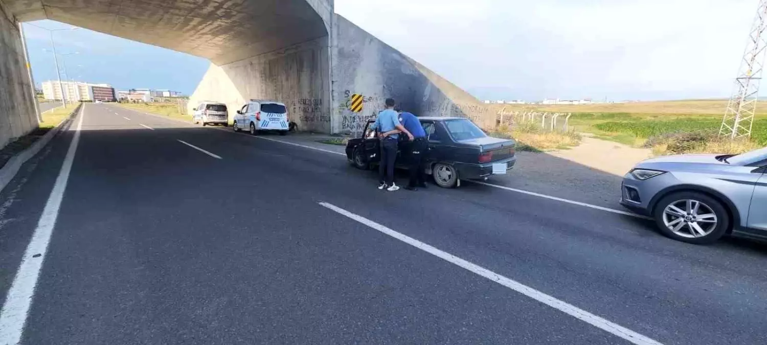 Kars\'ta Asayiş Uygulamaları Sürüyor