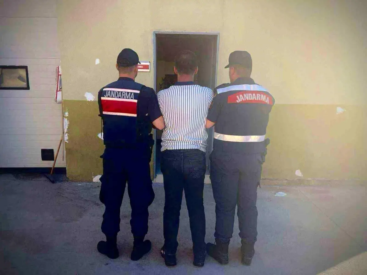 Gaziantep\'te 3 Aranan Şahıs Yakalandı