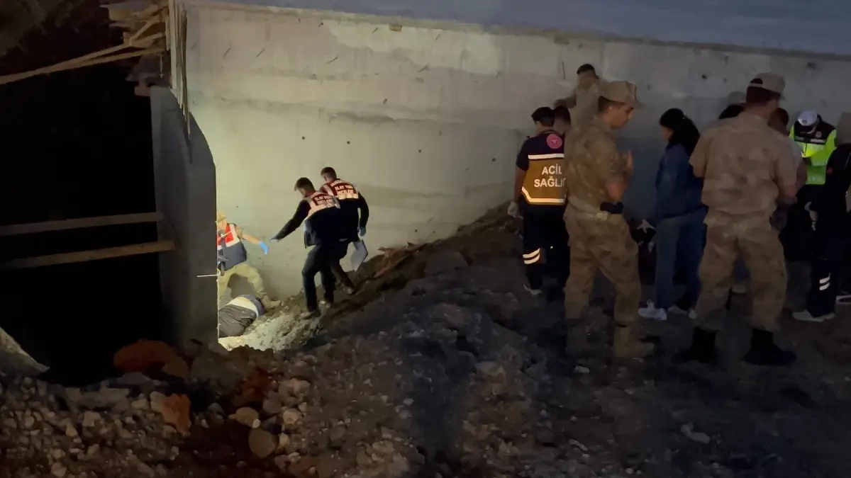 Ardahan\'da Motosiklet Kazası: Genç Sürücü Hayatını Kaybetti