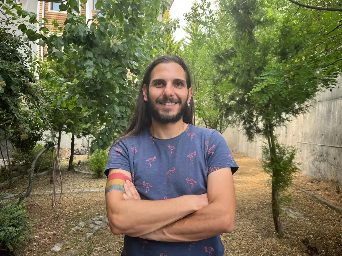 Yaralı İshak Kuşu Tedavi Ediliyor