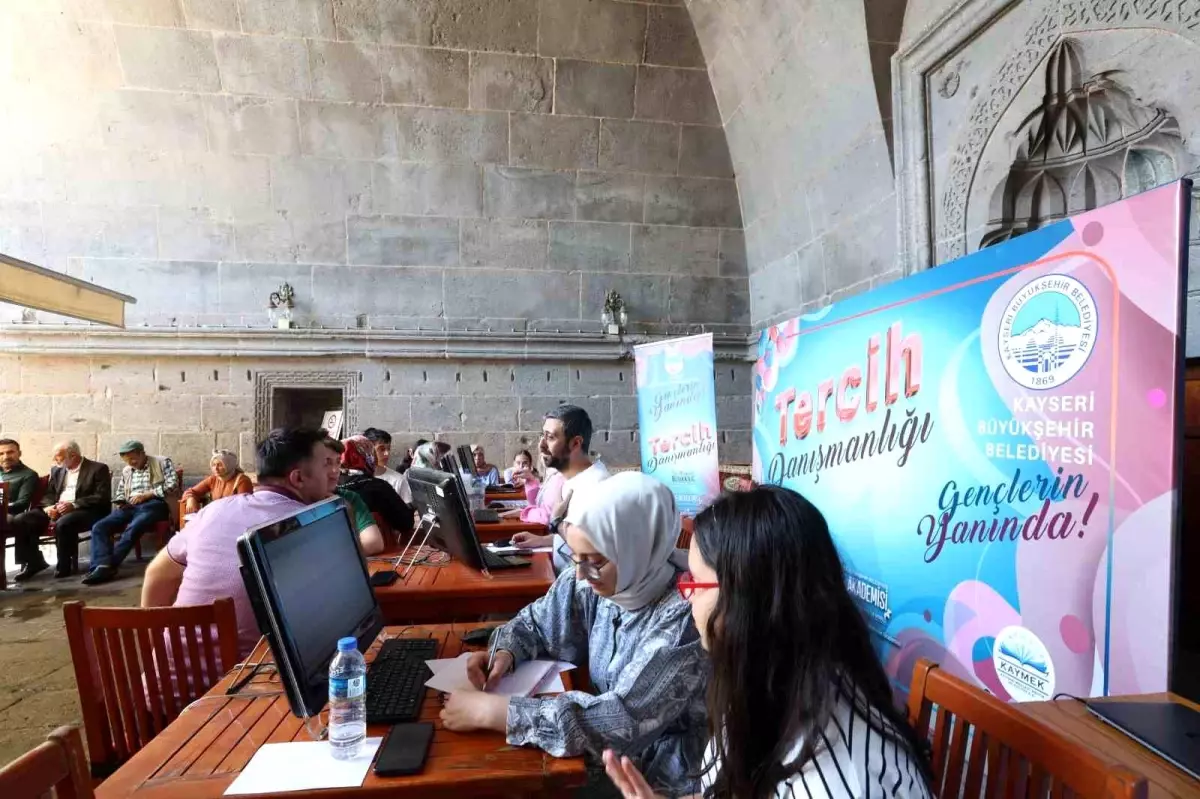 Kayseri\'de Ücretsiz LGS Tercih Danışmanlığına Yoğun İlgi