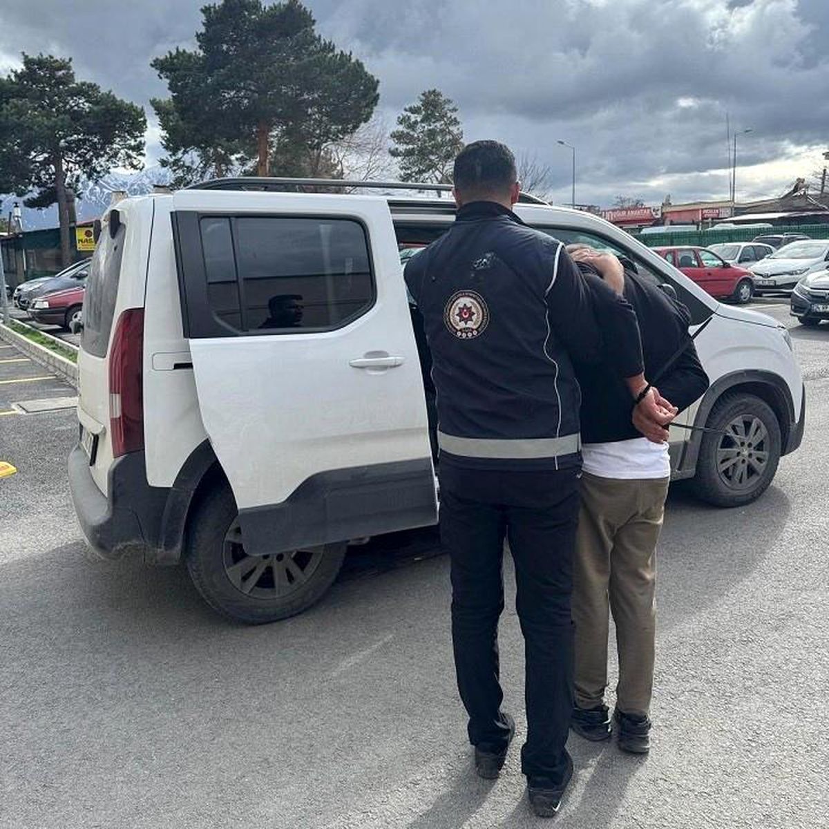 Erzincan\'da 18 Aranan Şahsı Yakalandı