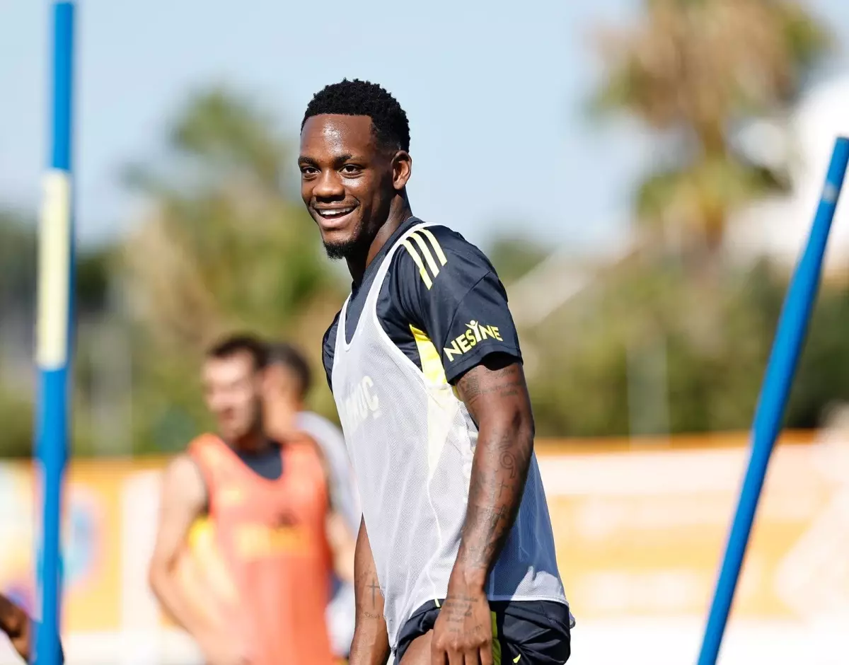 Fenerbahçe Portekiz\'de Antrenman Yaptı