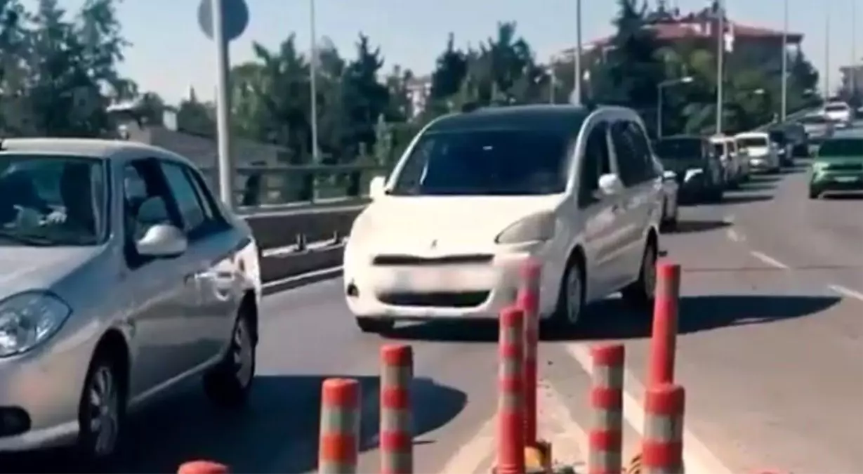 Trafikte \'kaynak\' yapanlar yandı! Polis tek tek tespit edip, 4 milyon lira ceza kesti