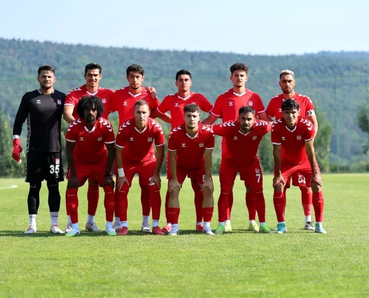 Sivasspor İran\'da 4-0 Mağlup Oldu