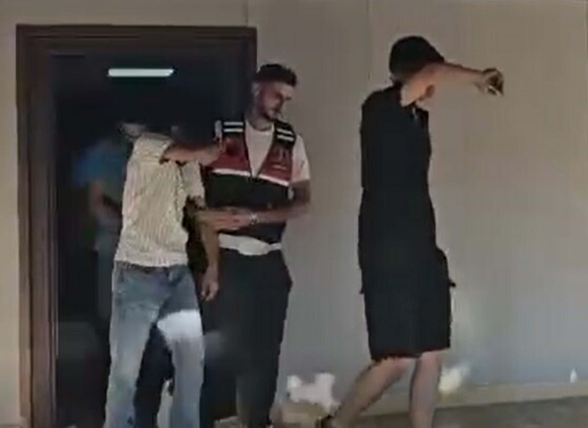 Manisa\'da Uyuşturucu Operasyonu: 22 Gözaltı