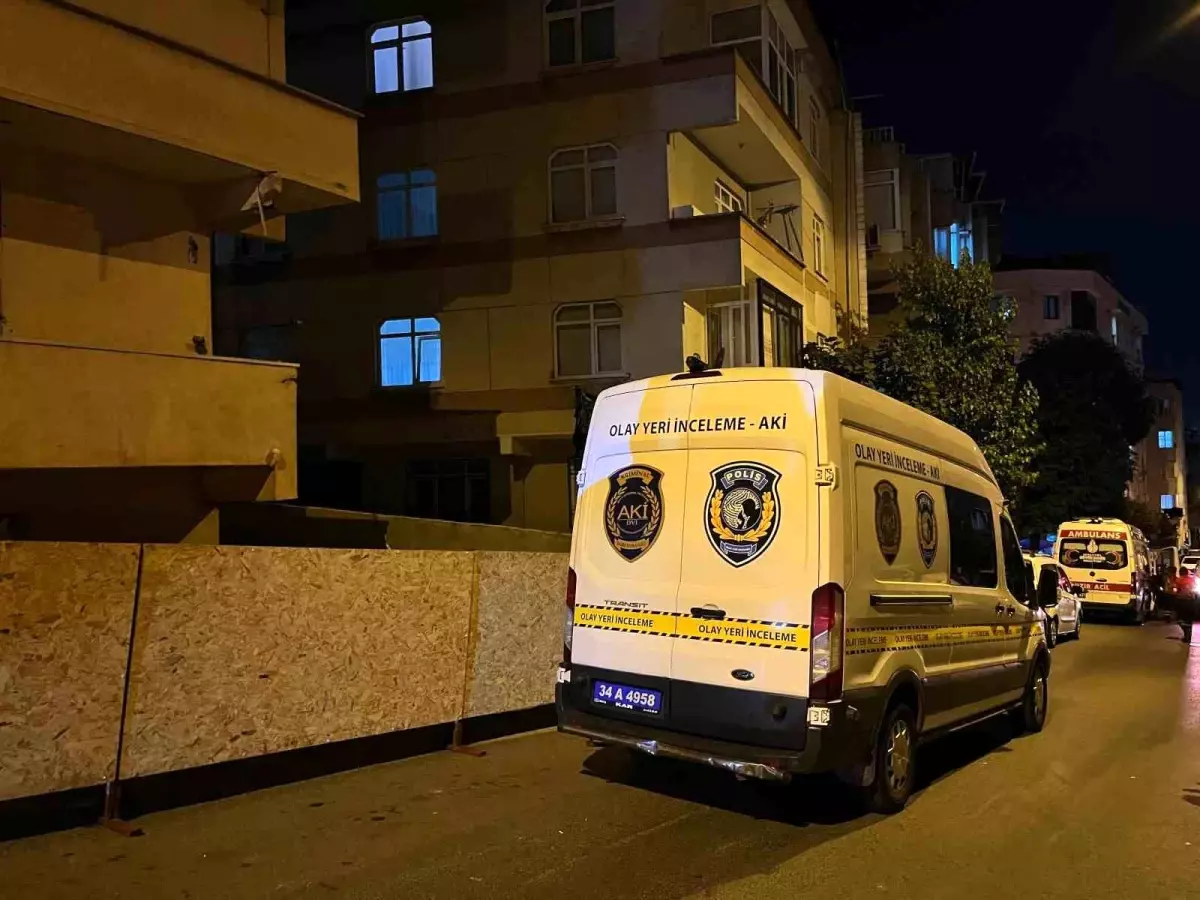 Küçükçekmece\'de Pakistanlı Genç Ölü Bulundu