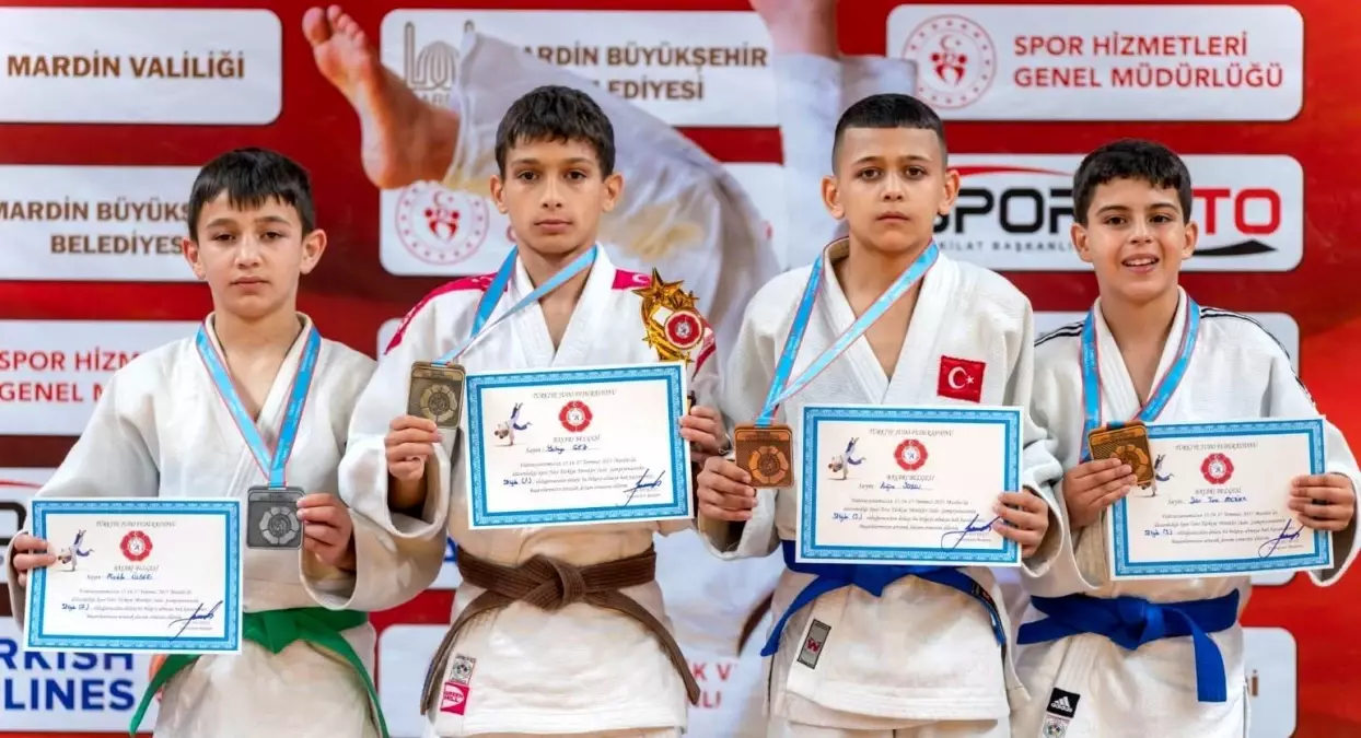 Yunusemre Belediyespor Judocuları Mardin\'de Başarı Elde Etti